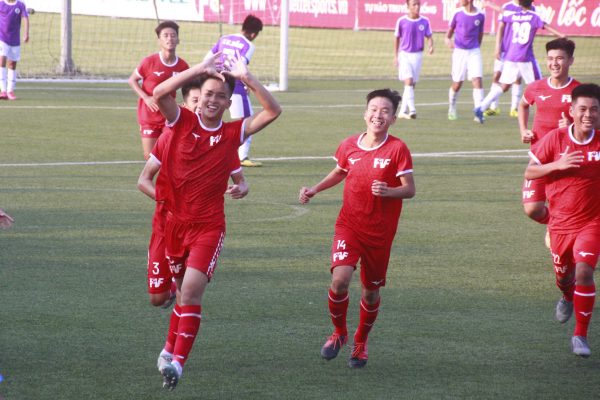 u15