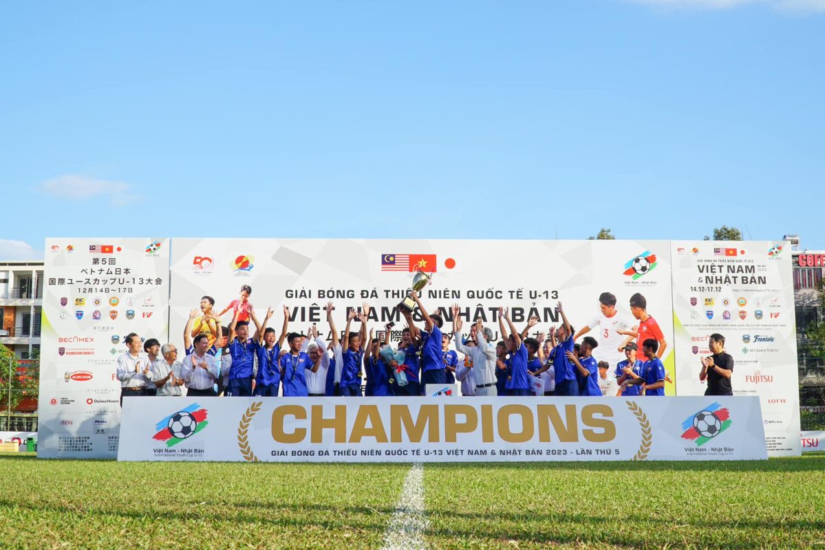 U13 PVF vô địch Giải Bóng đá Thiếu niên Quốc tế U13 Việt Nam - Nhật Bản